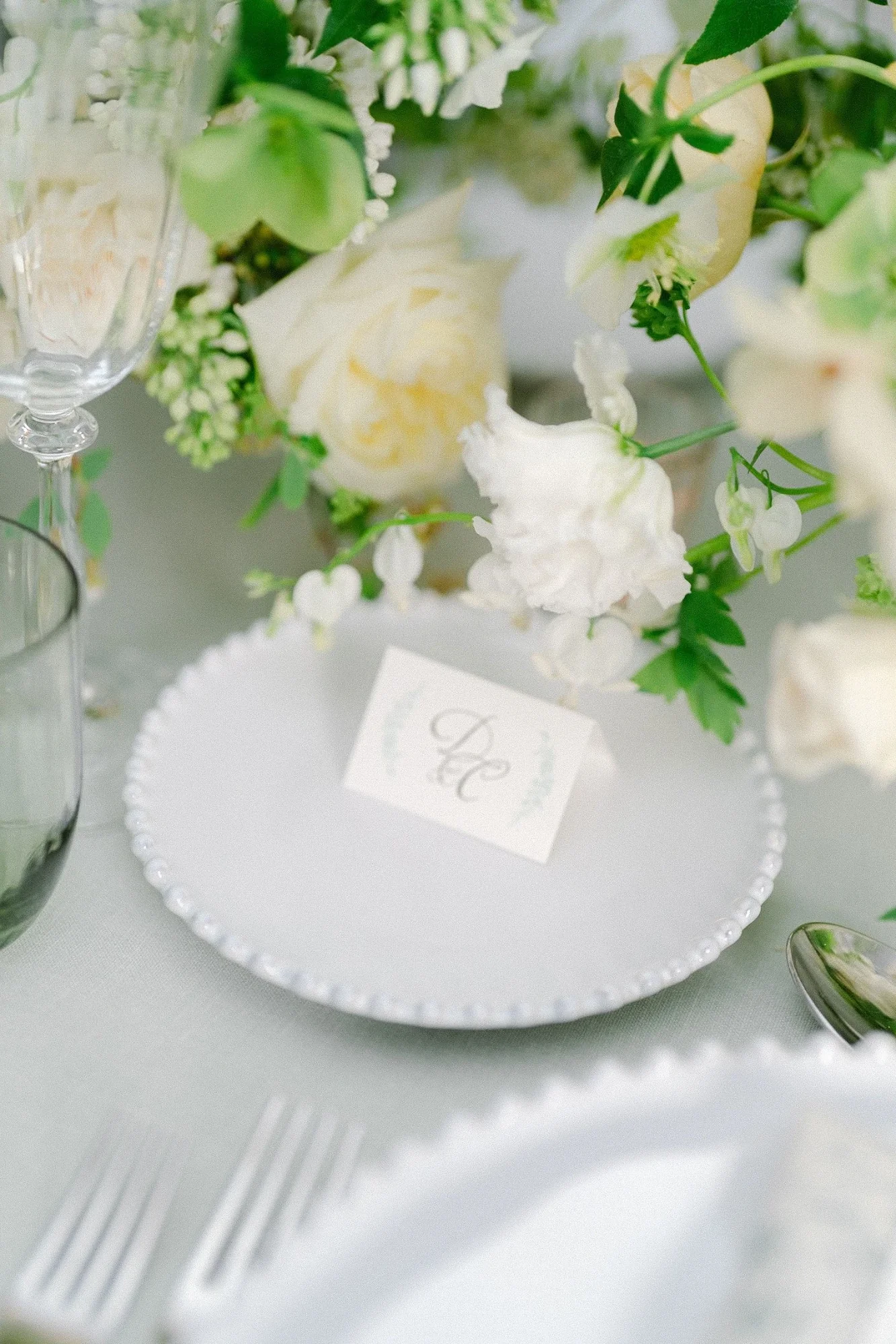 A Spring Wedding Lunch — wedding table and floral design, photograph 5